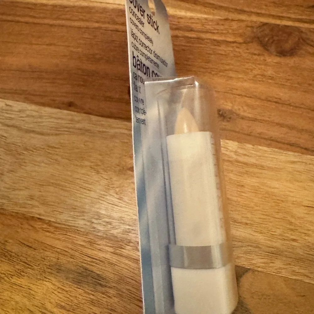 VTG Maybelline Cover Stick 199 White Blanc Corrector Concealer Rare Discontinued